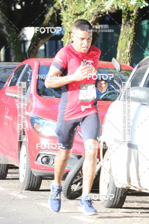 Buy your photos of the eventSANTANDER TRACK&FIELD RUN SERIES - Iguatemi Porto Alegre on Fotop