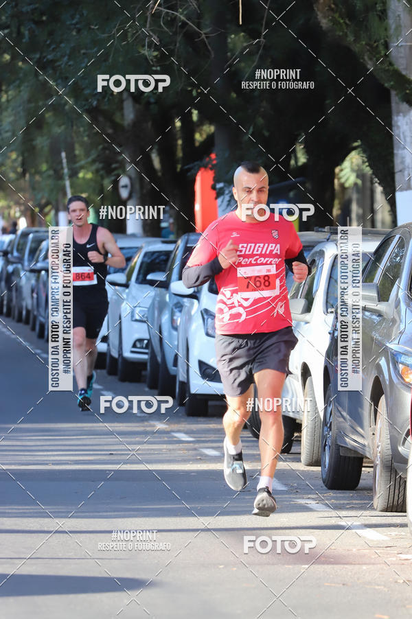 Buy your photos of the eventSANTANDER TRACK&FIELD RUN SERIES - Iguatemi Porto Alegre on Fotop