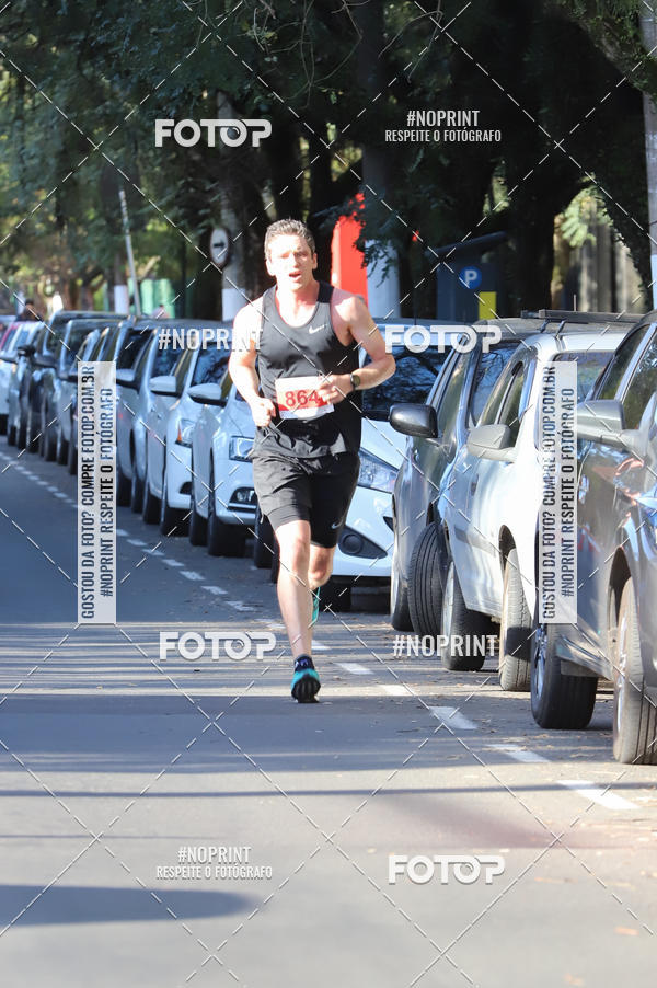 Buy your photos of the eventSANTANDER TRACK&FIELD RUN SERIES - Iguatemi Porto Alegre on Fotop