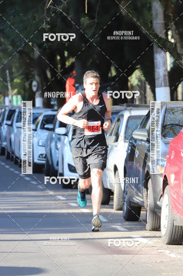 Buy your photos of the eventSANTANDER TRACK&FIELD RUN SERIES - Iguatemi Porto Alegre on Fotop