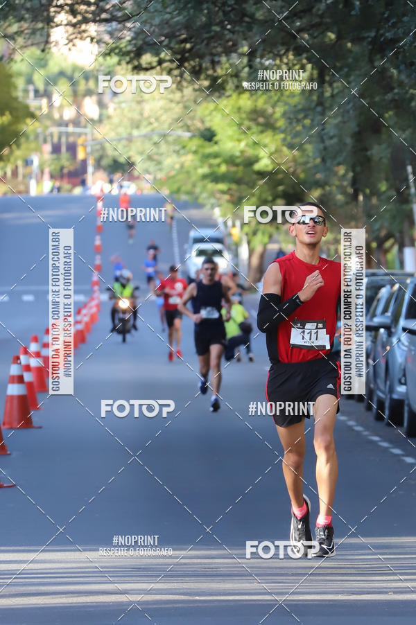 Buy your photos of the eventSANTANDER TRACK&FIELD RUN SERIES - Iguatemi Porto Alegre on Fotop