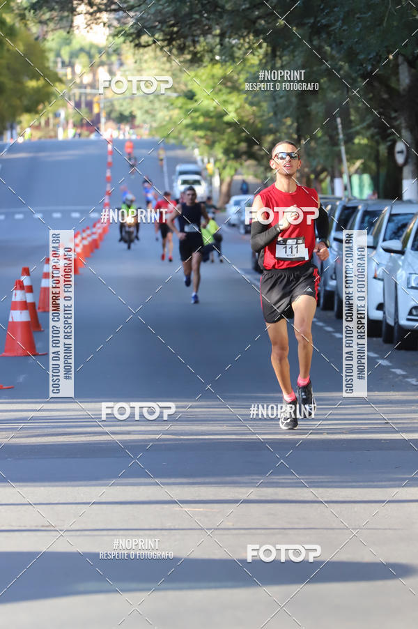 Buy your photos of the eventSANTANDER TRACK&FIELD RUN SERIES - Iguatemi Porto Alegre on Fotop