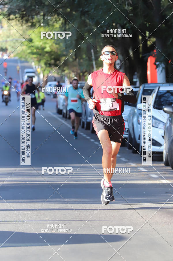 Buy your photos of the eventSANTANDER TRACK&FIELD RUN SERIES - Iguatemi Porto Alegre on Fotop