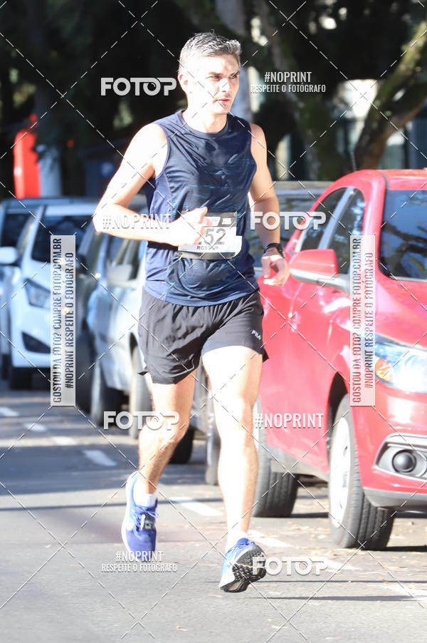 Buy your photos of the eventSANTANDER TRACK&FIELD RUN SERIES - Iguatemi Porto Alegre on Fotop