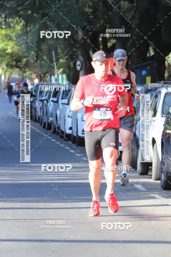 Buy your photos of the eventSANTANDER TRACK&FIELD RUN SERIES - Iguatemi Porto Alegre on Fotop