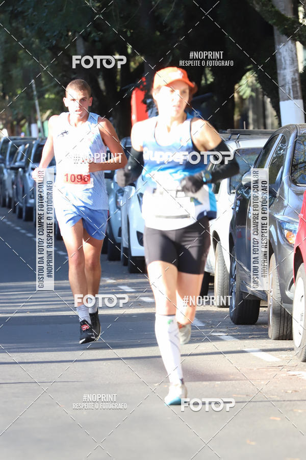 Buy your photos of the eventSANTANDER TRACK&FIELD RUN SERIES - Iguatemi Porto Alegre on Fotop