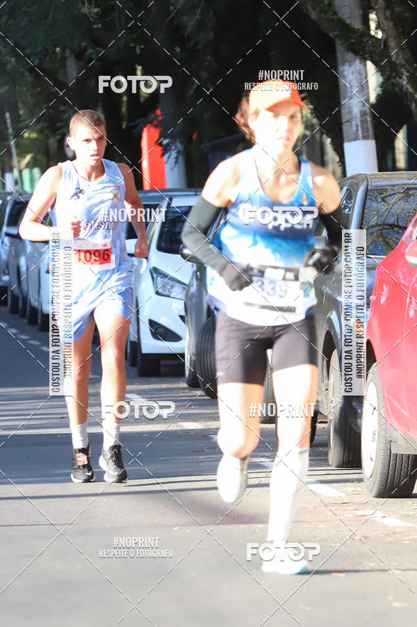 Buy your photos of the eventSANTANDER TRACK&FIELD RUN SERIES - Iguatemi Porto Alegre on Fotop