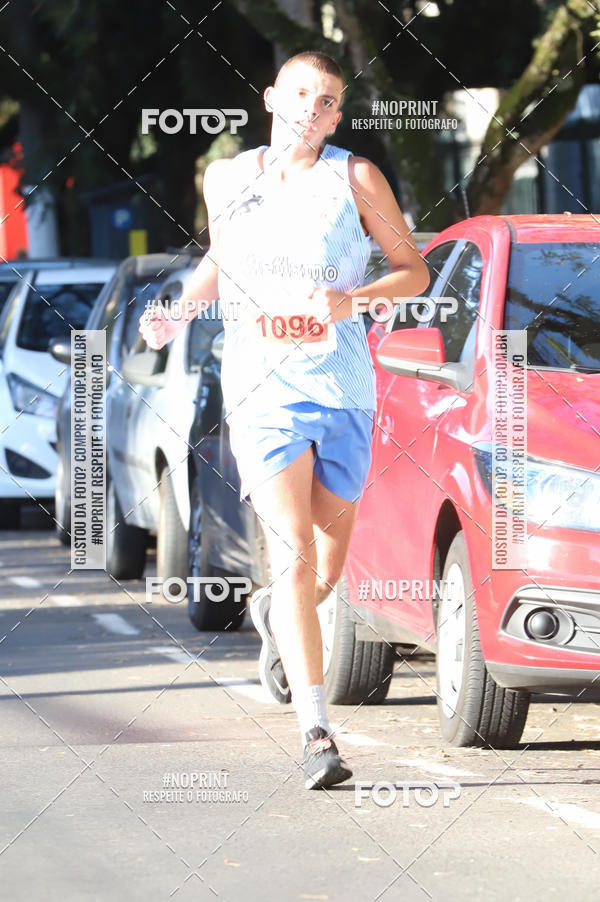 Buy your photos of the eventSANTANDER TRACK&FIELD RUN SERIES - Iguatemi Porto Alegre on Fotop
