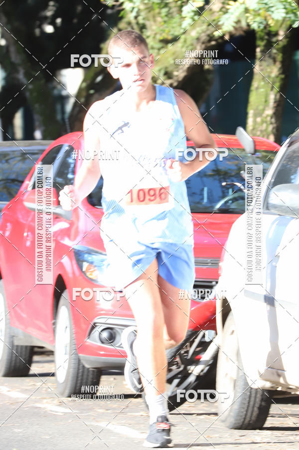 Buy your photos of the eventSANTANDER TRACK&FIELD RUN SERIES - Iguatemi Porto Alegre on Fotop