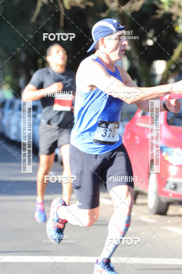 Buy your photos of the eventSANTANDER TRACK&FIELD RUN SERIES - Iguatemi Porto Alegre on Fotop