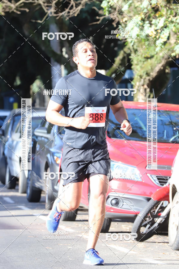 Buy your photos of the eventSANTANDER TRACK&FIELD RUN SERIES - Iguatemi Porto Alegre on Fotop