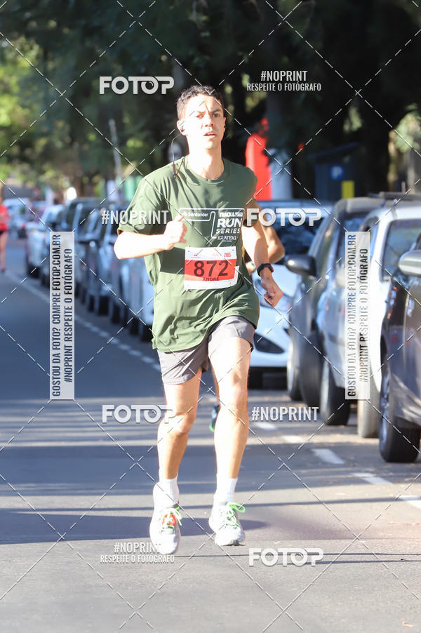 Buy your photos of the eventSANTANDER TRACK&FIELD RUN SERIES - Iguatemi Porto Alegre on Fotop