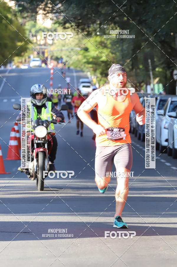 Buy your photos of the eventSANTANDER TRACK&FIELD RUN SERIES - Iguatemi Porto Alegre on Fotop