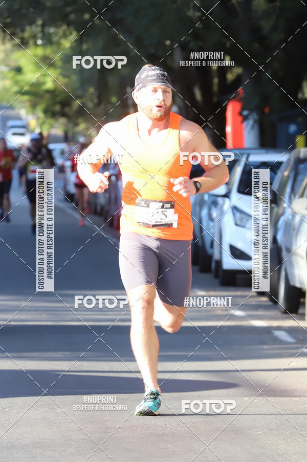 Buy your photos of the eventSANTANDER TRACK&FIELD RUN SERIES - Iguatemi Porto Alegre on Fotop