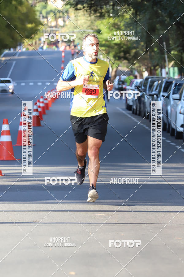 Buy your photos of the eventSANTANDER TRACK&FIELD RUN SERIES - Iguatemi Porto Alegre on Fotop