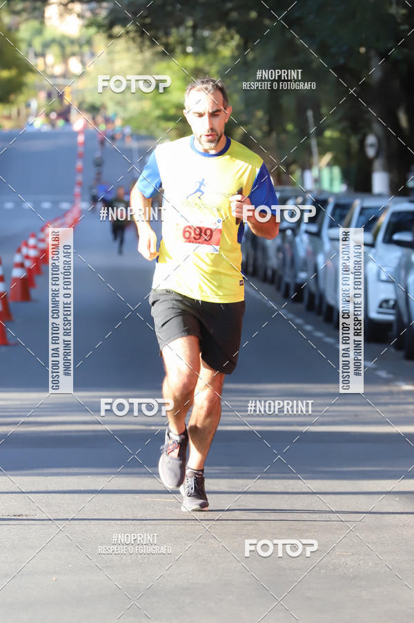 Buy your photos of the eventSANTANDER TRACK&FIELD RUN SERIES - Iguatemi Porto Alegre on Fotop