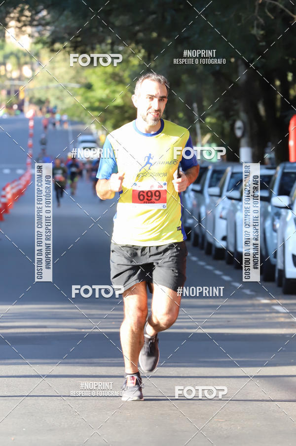 Buy your photos of the eventSANTANDER TRACK&FIELD RUN SERIES - Iguatemi Porto Alegre on Fotop