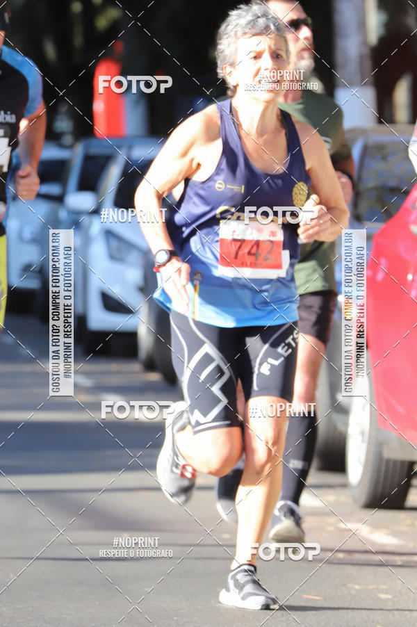 Buy your photos of the eventSANTANDER TRACK&FIELD RUN SERIES - Iguatemi Porto Alegre on Fotop