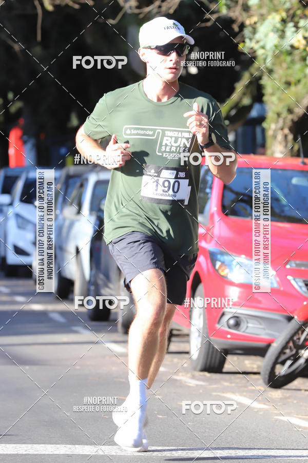 Buy your photos of the eventSANTANDER TRACK&FIELD RUN SERIES - Iguatemi Porto Alegre on Fotop