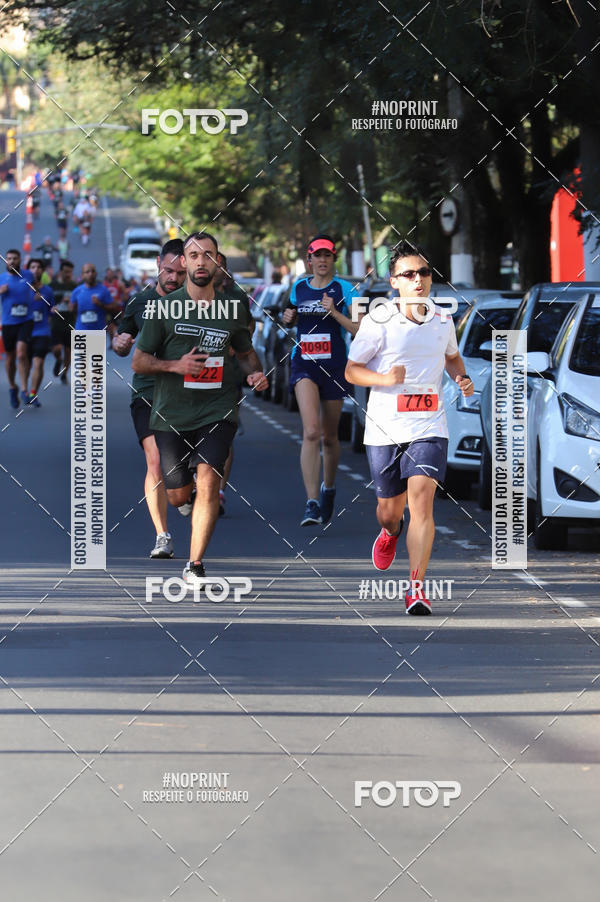 Buy your photos of the eventSANTANDER TRACK&FIELD RUN SERIES - Iguatemi Porto Alegre on Fotop