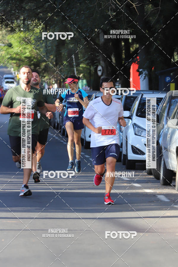 Buy your photos of the eventSANTANDER TRACK&FIELD RUN SERIES - Iguatemi Porto Alegre on Fotop