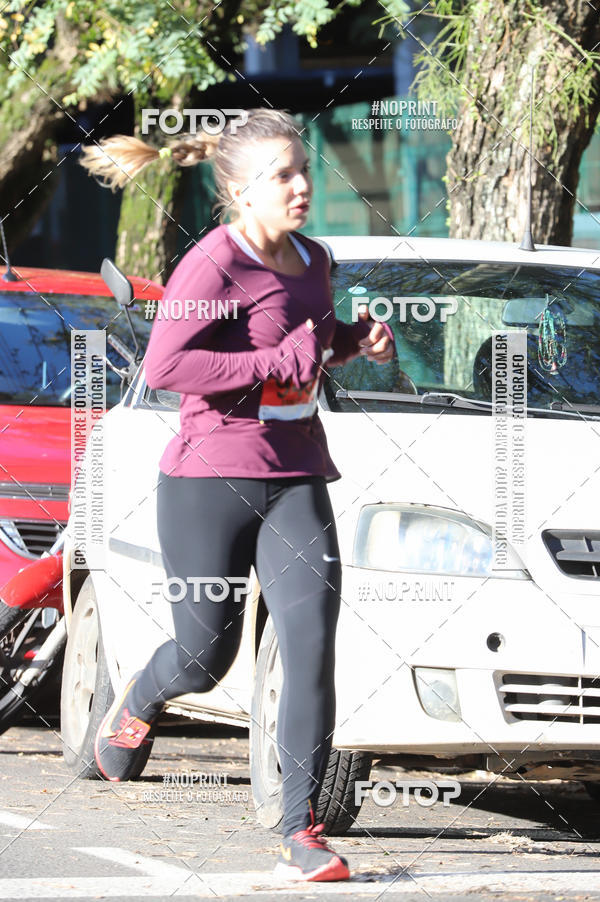Buy your photos of the eventSANTANDER TRACK&FIELD RUN SERIES - Iguatemi Porto Alegre on Fotop