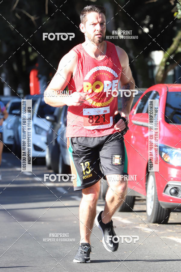Buy your photos of the eventSANTANDER TRACK&FIELD RUN SERIES - Iguatemi Porto Alegre on Fotop