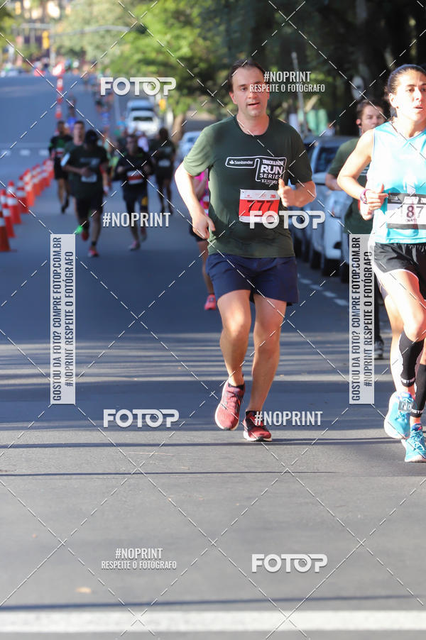 Buy your photos of the eventSANTANDER TRACK&FIELD RUN SERIES - Iguatemi Porto Alegre on Fotop