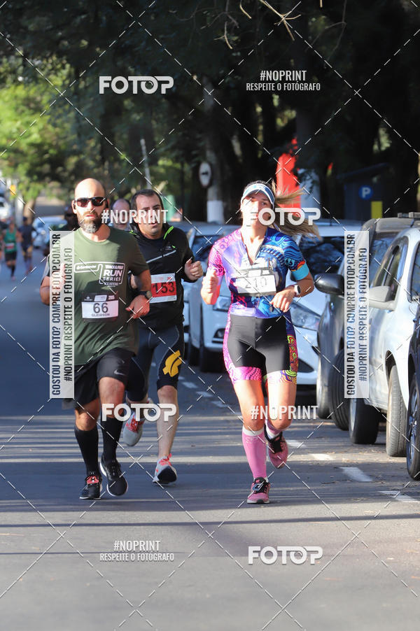 Buy your photos of the eventSANTANDER TRACK&FIELD RUN SERIES - Iguatemi Porto Alegre on Fotop