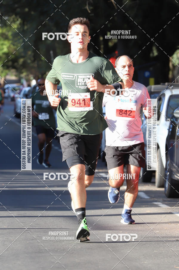 Buy your photos of the eventSANTANDER TRACK&FIELD RUN SERIES - Iguatemi Porto Alegre on Fotop