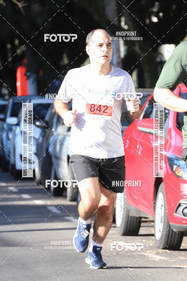 Buy your photos of the eventSANTANDER TRACK&FIELD RUN SERIES - Iguatemi Porto Alegre on Fotop