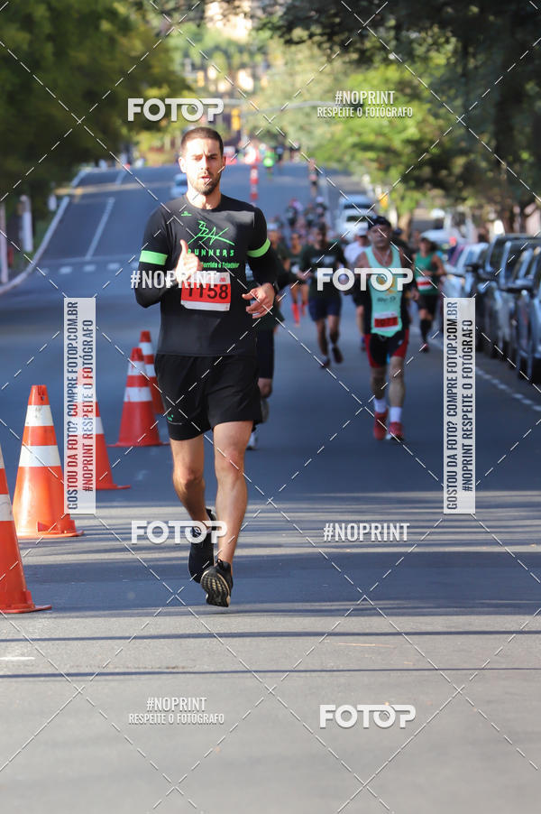 Buy your photos of the eventSANTANDER TRACK&FIELD RUN SERIES - Iguatemi Porto Alegre on Fotop
