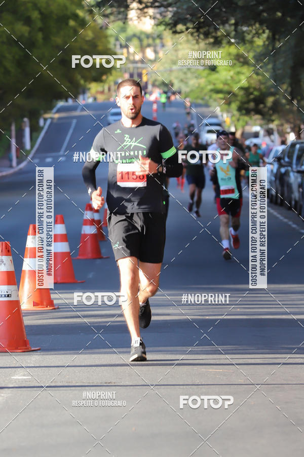 Buy your photos of the eventSANTANDER TRACK&FIELD RUN SERIES - Iguatemi Porto Alegre on Fotop