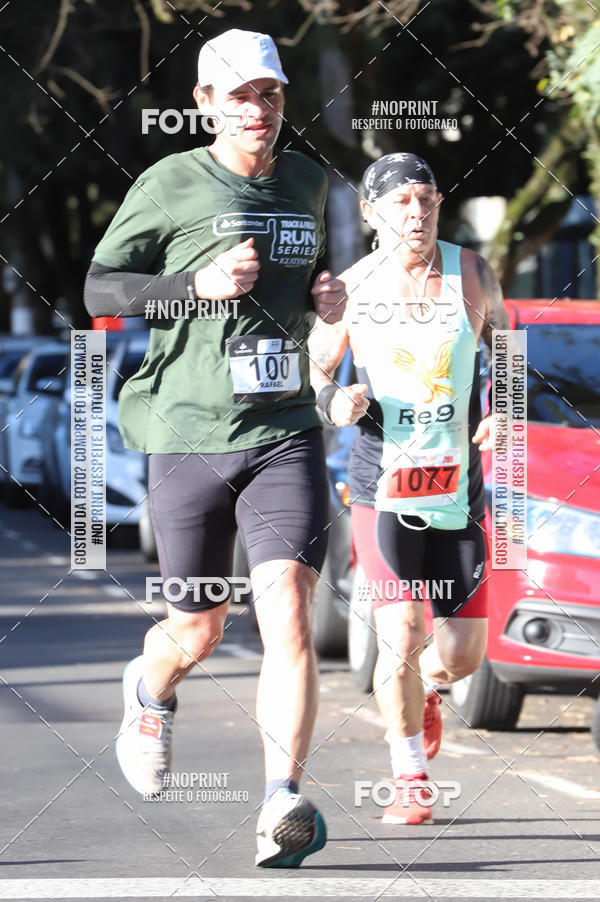 Buy your photos of the eventSANTANDER TRACK&FIELD RUN SERIES - Iguatemi Porto Alegre on Fotop