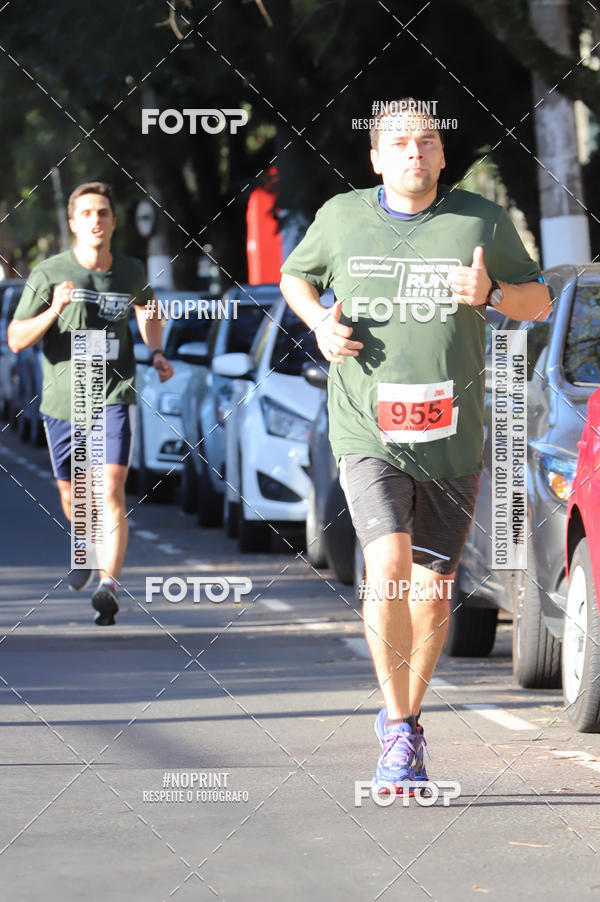 Buy your photos of the eventSANTANDER TRACK&FIELD RUN SERIES - Iguatemi Porto Alegre on Fotop