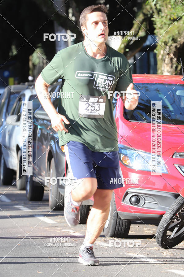 Buy your photos of the eventSANTANDER TRACK&FIELD RUN SERIES - Iguatemi Porto Alegre on Fotop