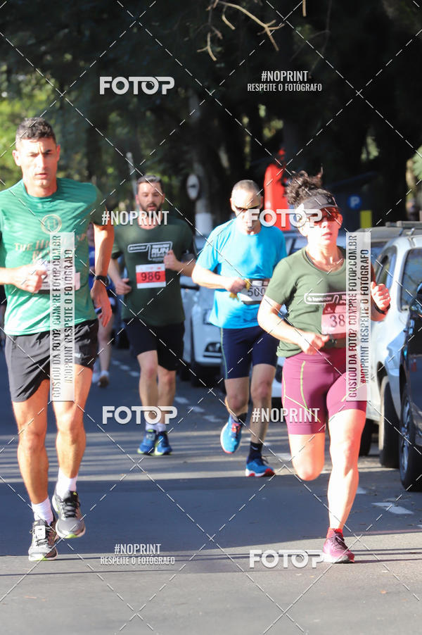Buy your photos of the eventSANTANDER TRACK&FIELD RUN SERIES - Iguatemi Porto Alegre on Fotop