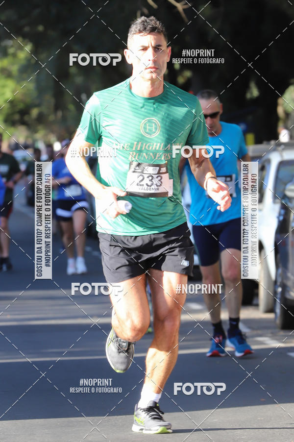 Buy your photos of the eventSANTANDER TRACK&FIELD RUN SERIES - Iguatemi Porto Alegre on Fotop