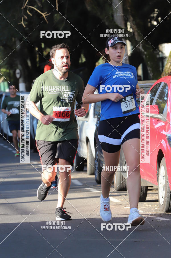 Buy your photos of the eventSANTANDER TRACK&FIELD RUN SERIES - Iguatemi Porto Alegre on Fotop