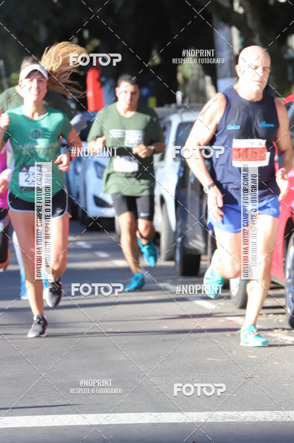 Buy your photos of the eventSANTANDER TRACK&FIELD RUN SERIES - Iguatemi Porto Alegre on Fotop