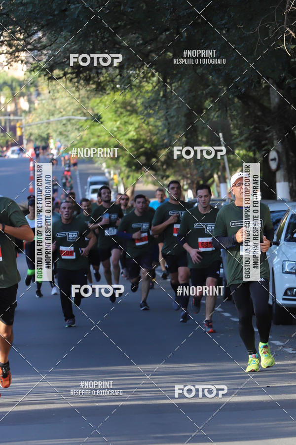 Buy your photos of the eventSANTANDER TRACK&FIELD RUN SERIES - Iguatemi Porto Alegre on Fotop