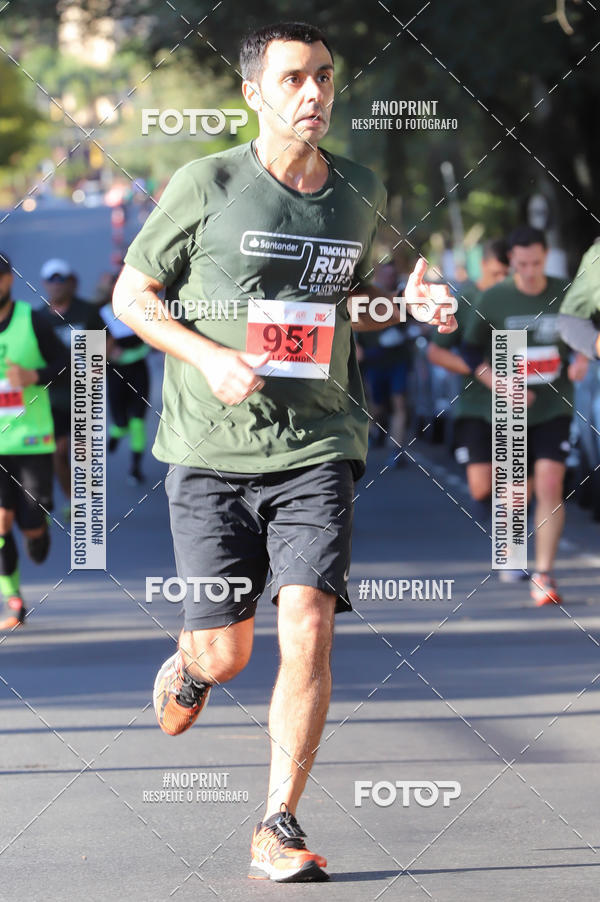 Buy your photos of the eventSANTANDER TRACK&FIELD RUN SERIES - Iguatemi Porto Alegre on Fotop