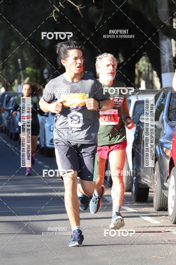 Buy your photos of the eventSANTANDER TRACK&FIELD RUN SERIES - Iguatemi Porto Alegre on Fotop