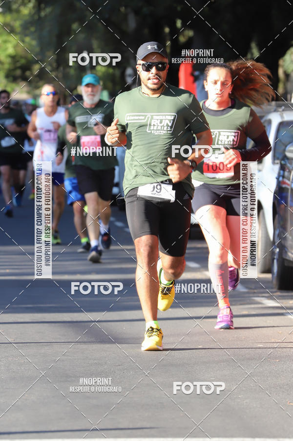 Buy your photos of the eventSANTANDER TRACK&FIELD RUN SERIES - Iguatemi Porto Alegre on Fotop