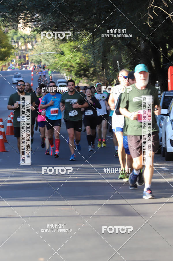 Buy your photos of the eventSANTANDER TRACK&FIELD RUN SERIES - Iguatemi Porto Alegre on Fotop