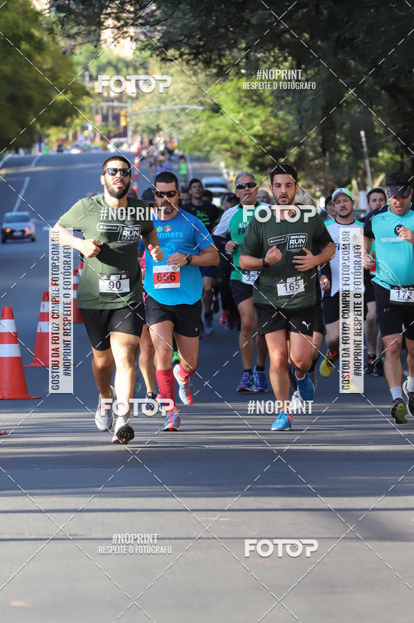 Buy your photos of the eventSANTANDER TRACK&FIELD RUN SERIES - Iguatemi Porto Alegre on Fotop