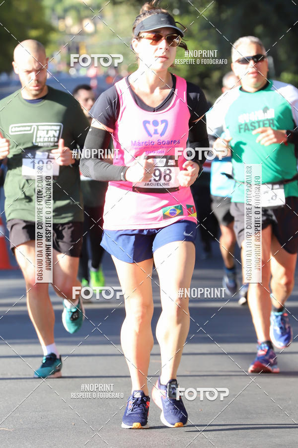 Buy your photos of the eventSANTANDER TRACK&FIELD RUN SERIES - Iguatemi Porto Alegre on Fotop