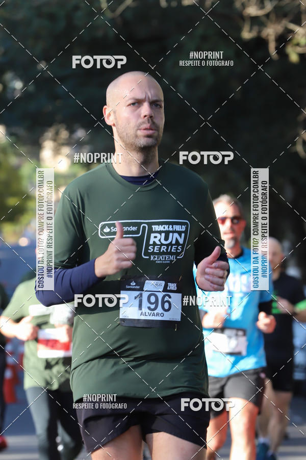 Buy your photos of the eventSANTANDER TRACK&FIELD RUN SERIES - Iguatemi Porto Alegre on Fotop