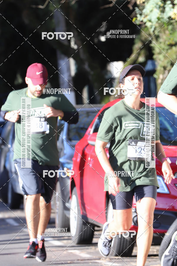 Buy your photos of the eventSANTANDER TRACK&FIELD RUN SERIES - Iguatemi Porto Alegre on Fotop