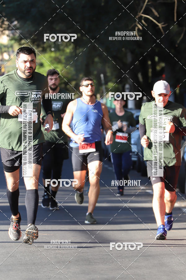 Buy your photos of the eventSANTANDER TRACK&FIELD RUN SERIES - Iguatemi Porto Alegre on Fotop
